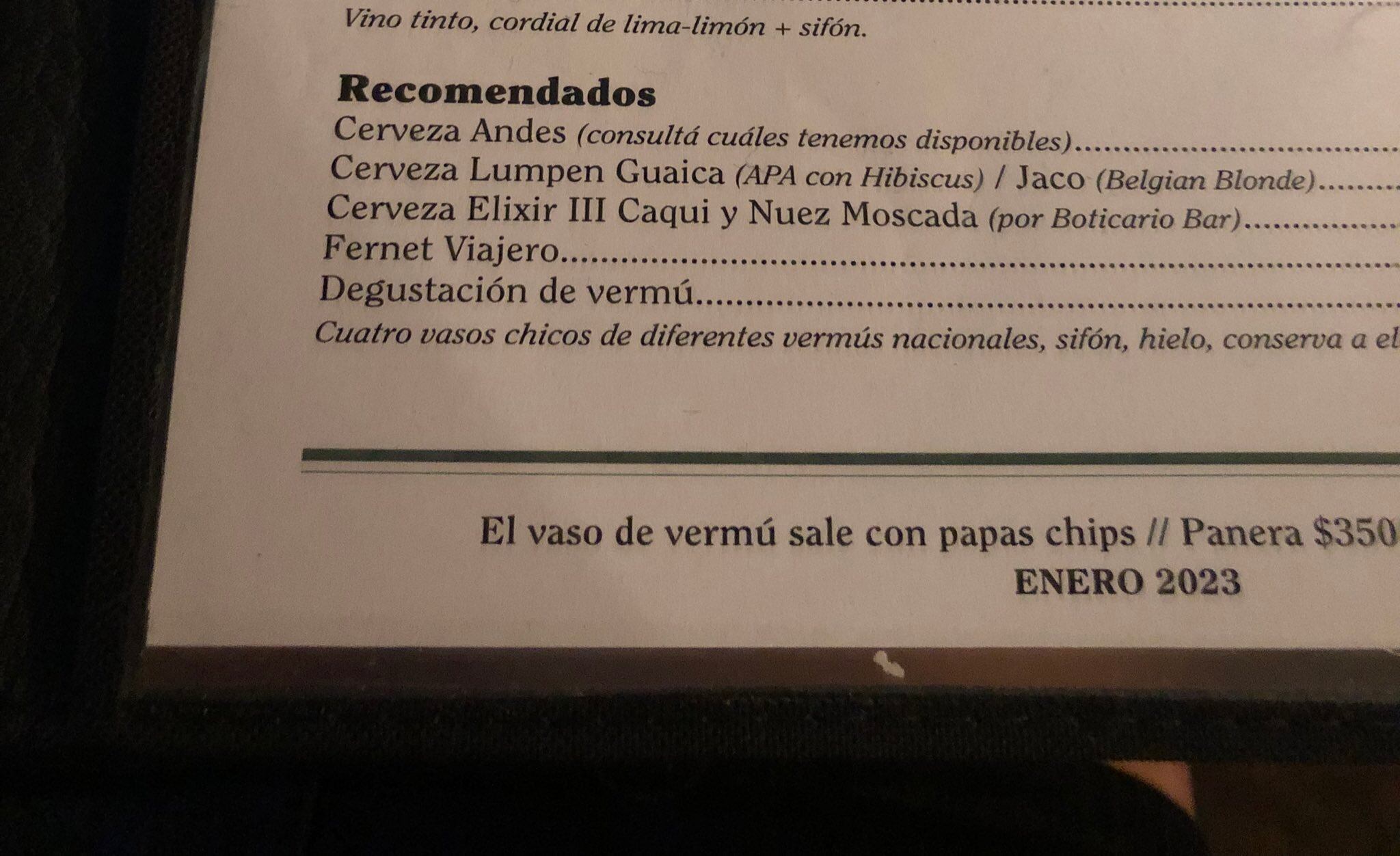 Pidió un fernet viajero y se lo sirvieron en una botella cortada