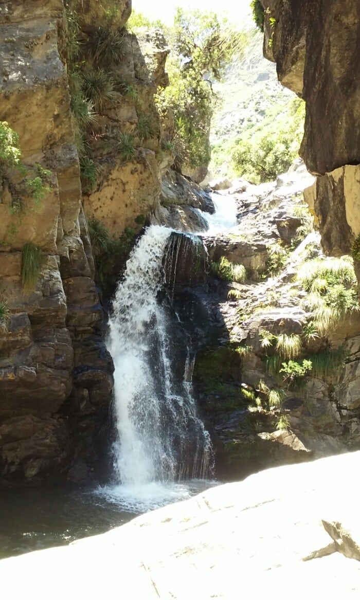 Camino a la Quebrada del Aguilucho en Los Molles, San Luis.