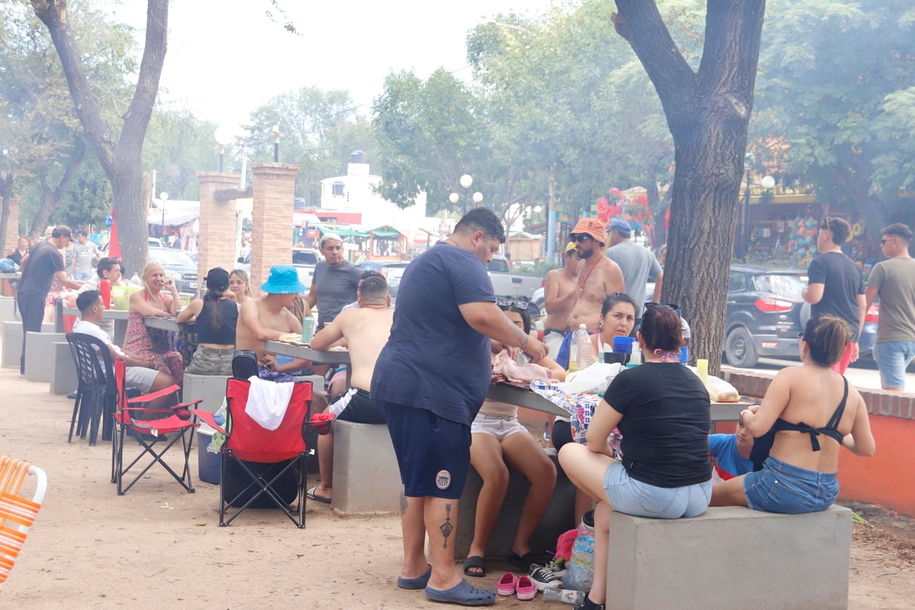 Diferentes propuestas económicas para turistas que no gastan mucho en Carlos Paz. Turismo gasolero Foto Yanina Aguirre