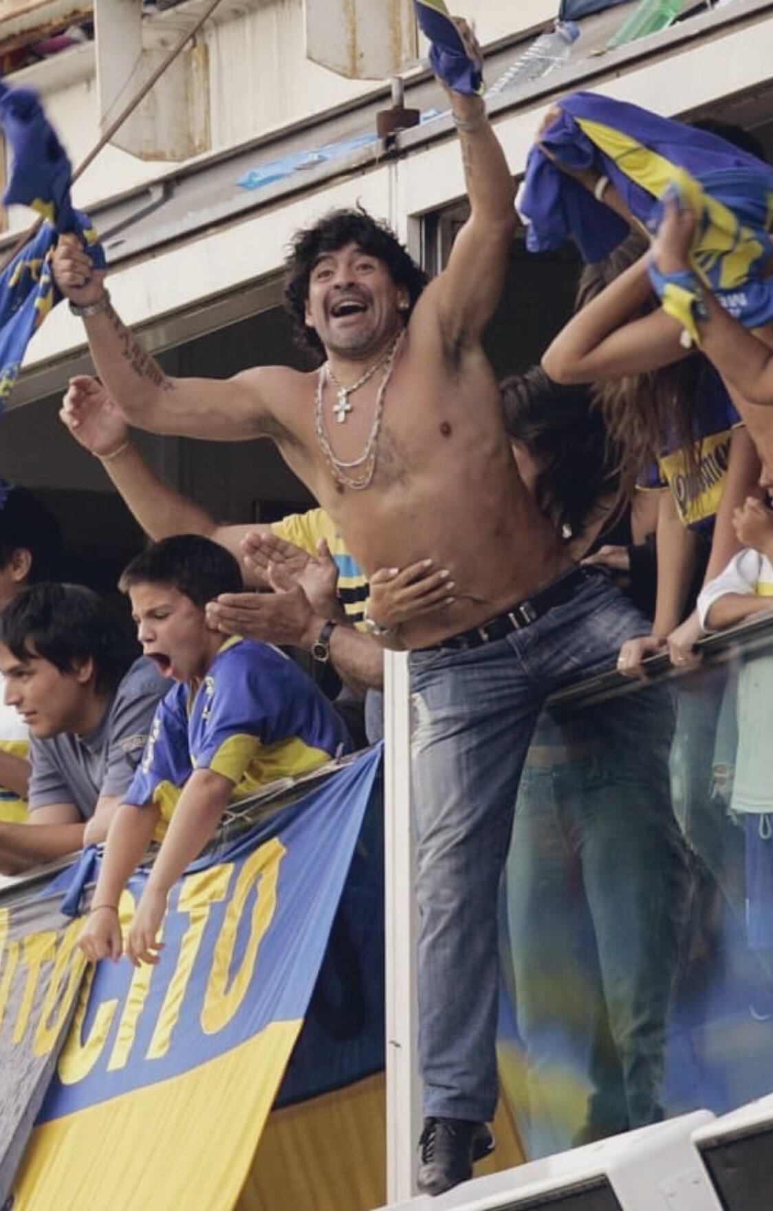 Foto inédita de Diego Maradona en el palco de la Bombonera