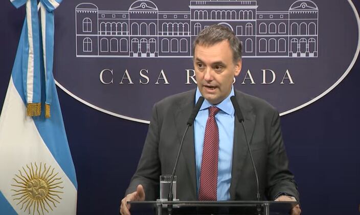 El Gobierno anunció que desregulará el servicio de correos