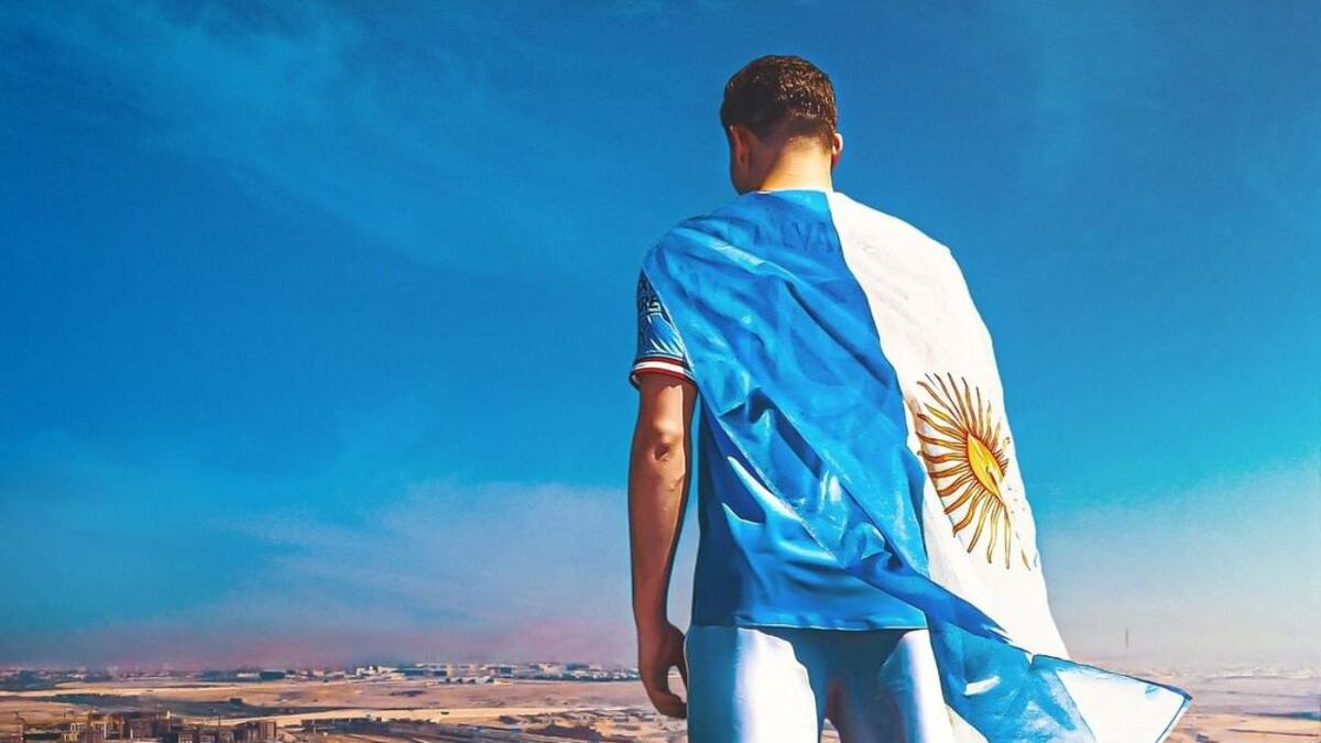 Los épicos posters para los jugadores cordobeses que disputarán la final del Mundial Qatar 2022