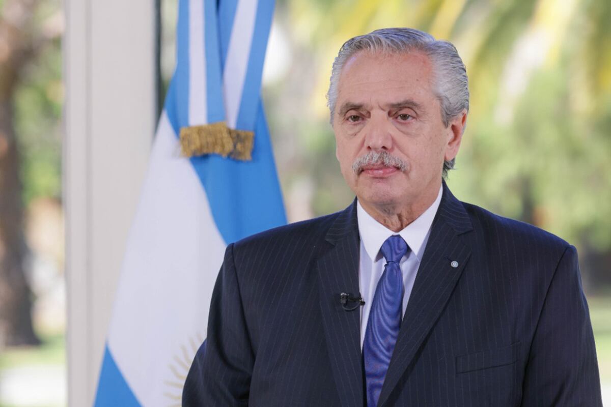 Alberto Fernández en Azul: “No nos avergüenza decir que queremos un Estado fuerte”