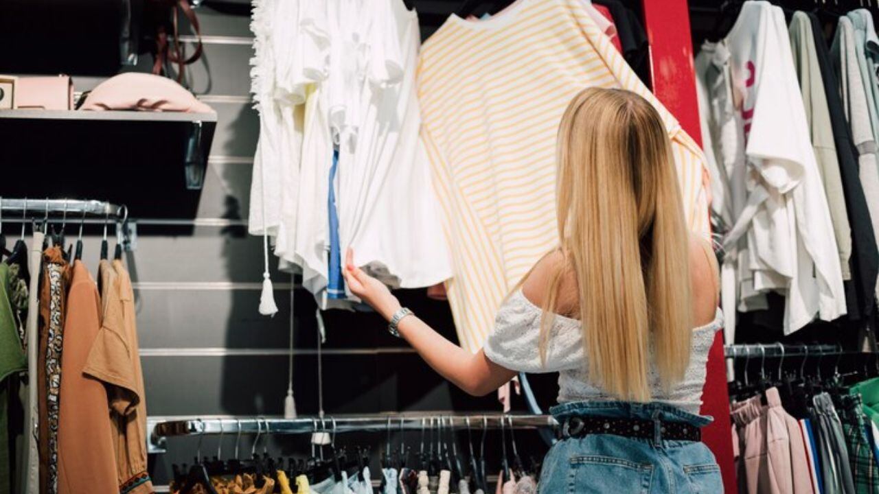 Algunas personas han cambiado las compras en los shoppings por otras opciones tanto online como presenciales