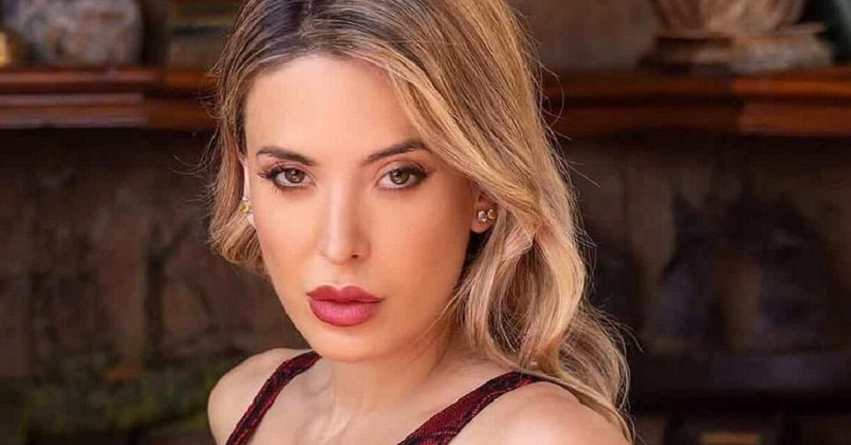 Jésica Cirio paralizó la web con su belleza y un enorme escote