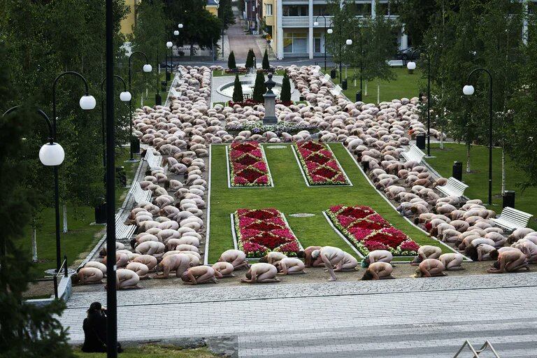 El trabajo de Spencer Tunick en Finlandia.