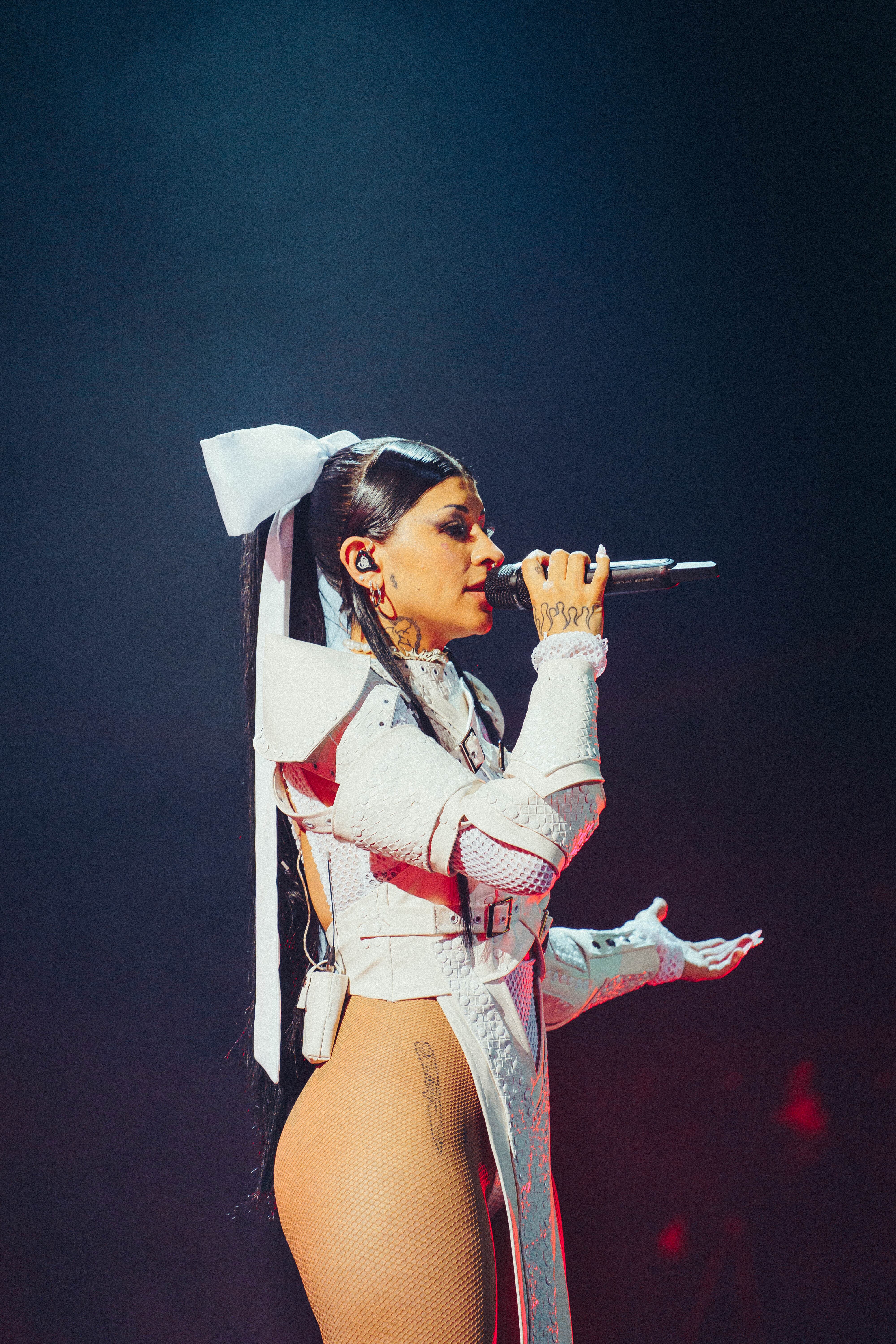 Cazzu se presentó en el Luna Park con su “Nena Trampa Tour” y demostró por qué es la jefa