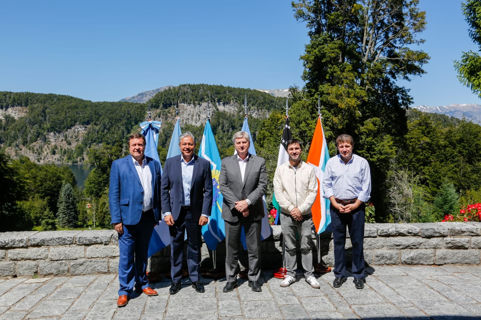 Gobernadores Patagónicos emiten documento en defensa del federalismo y de los recursos de las provincias