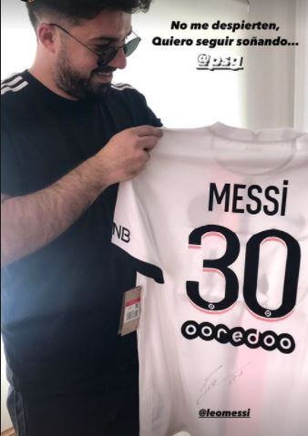 Danilo Ciancia camisetas de Messi Arroyito