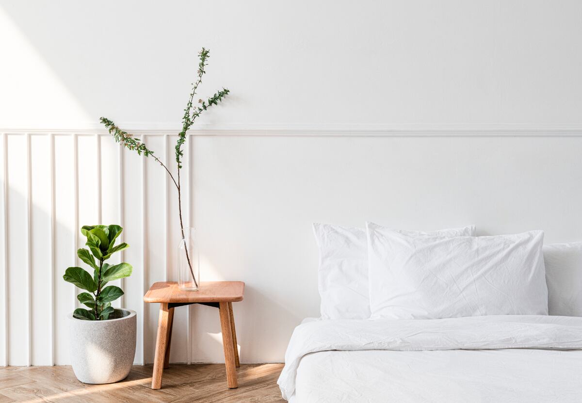 La razón por la que no debés dormir nunca en una habitación blanca, según el Feng Shui