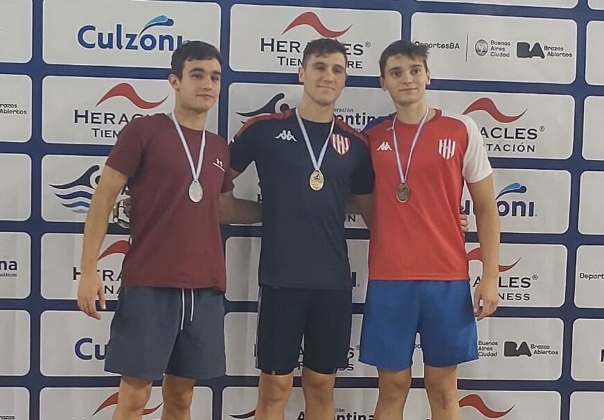 Benjamín Ghione natación Unión de Santa Fe