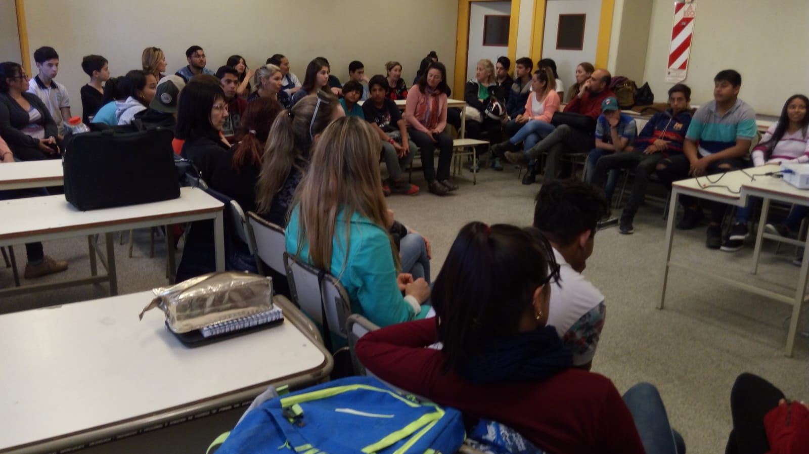 Los jóvenes quieren estudiar en el exterior.