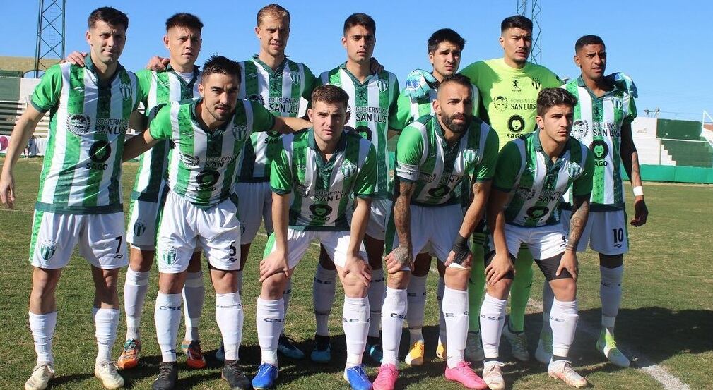 Estudiantes de San Luis, formación que enfrentó a Ferro en general Pico, La Pampa.