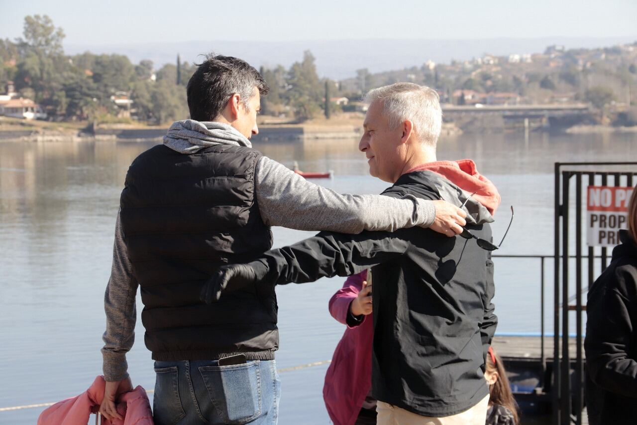 Compromiso Ambiental Comunitario: Los vecinos y el Municipio limpiaron las costas del lago San Roque