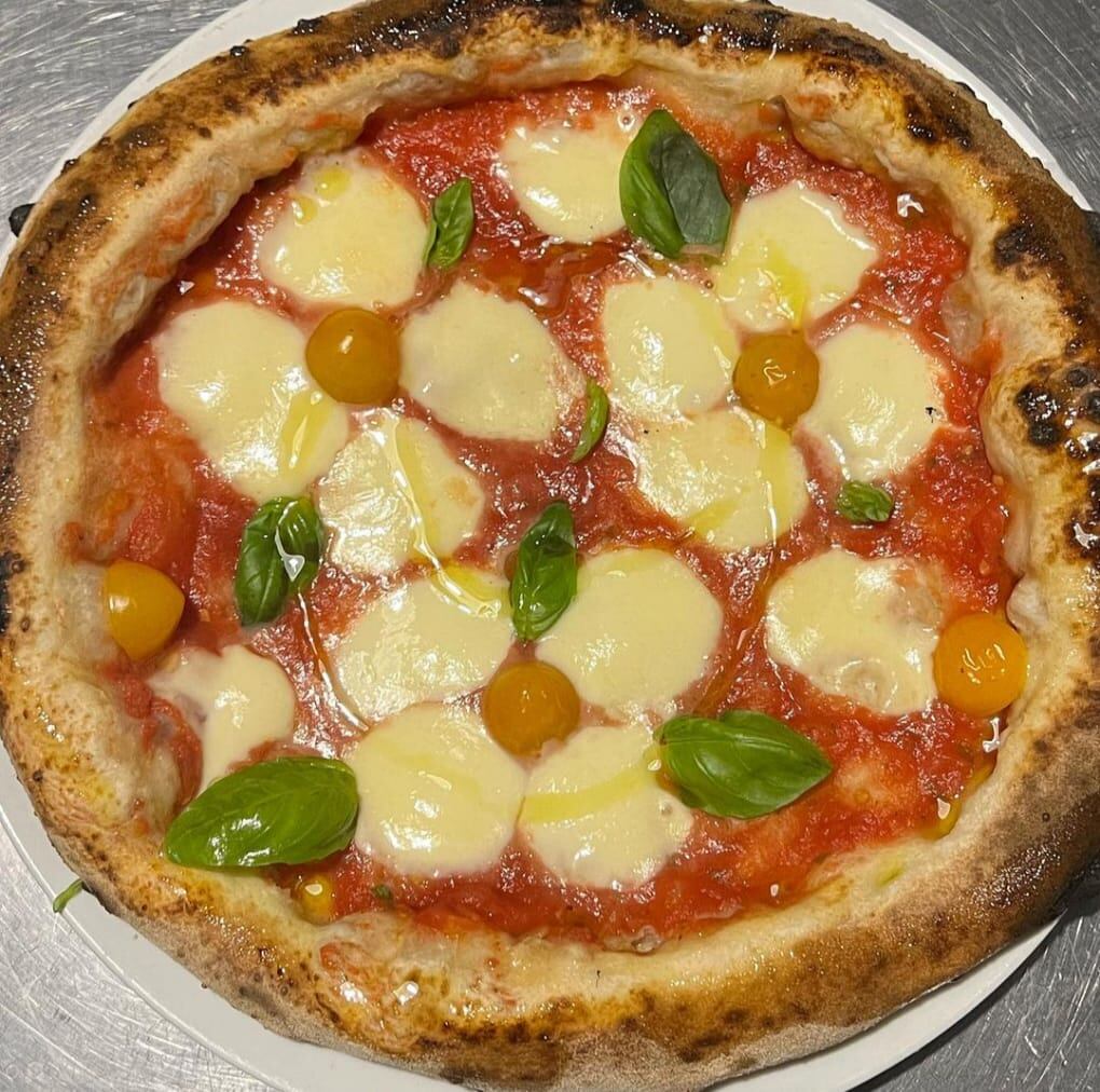 Pizza margherita