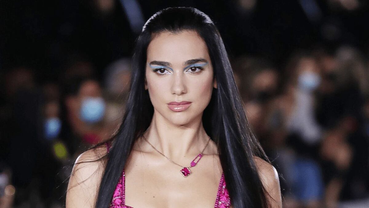 Dua Lipa tiene una gran noticia sobre la película de Barbie: “Esta semana”