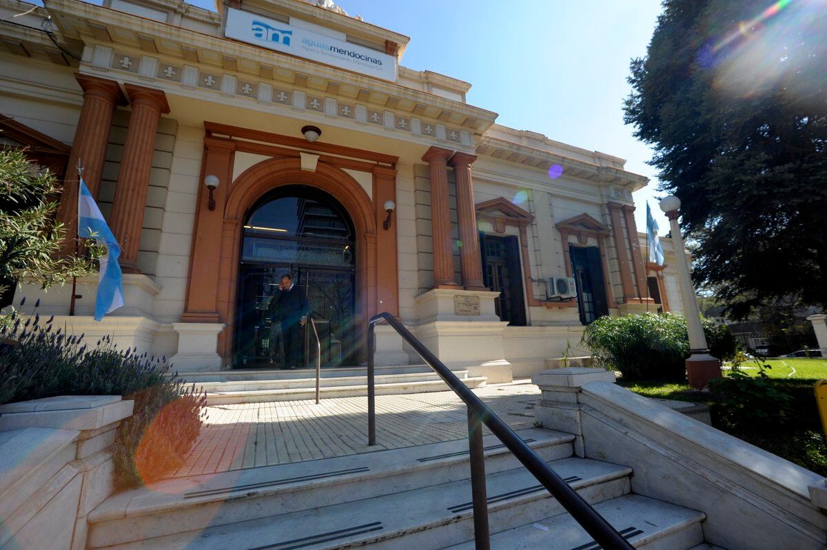 Ante la crítica de los usuarios Aysam defendió en audiencia pública el aumento del 50% de la tarifa