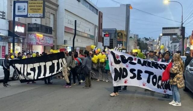 A pesar de haber más de 70 denuncias contra el maestro del jardín 406 de Comodoro Rivadavia, la Justicia no da respuestas.