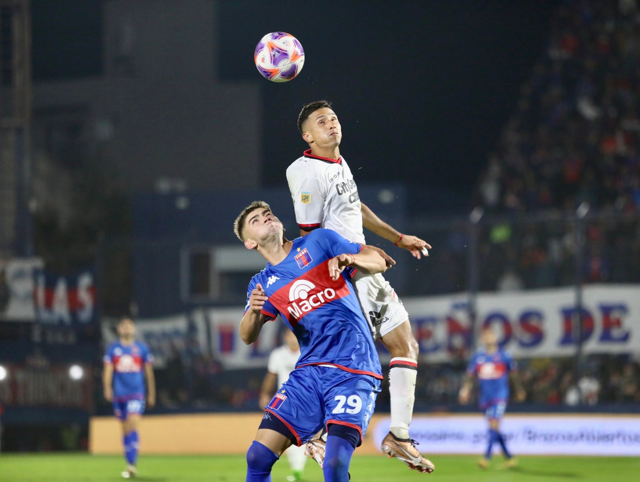 Newell's empató de manera agónica con Tigre.