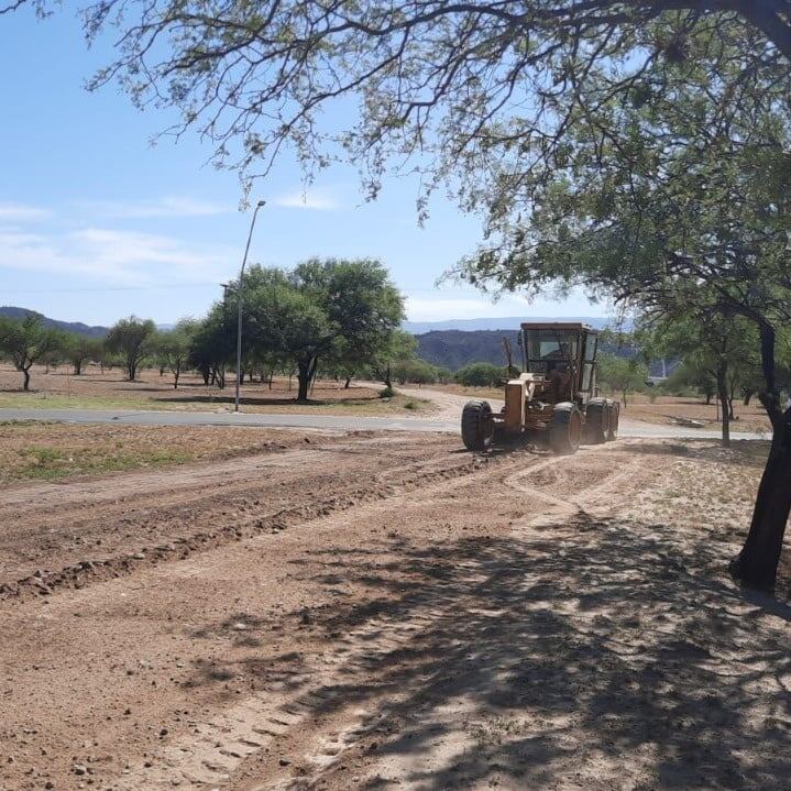 Acondicionan el Parque Adán Quiroga para la celebración de la Virgen del Valle.