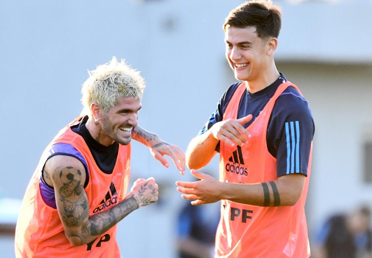 Paulo Dybala criticó el estilo de moda de Rodrigo De Paul: “Malísimo...”