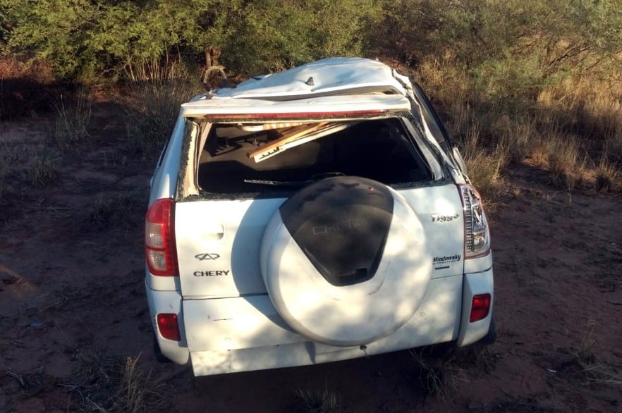 Dos personas de San Juan volcaron en San Luis y una de ellas perdió la vida