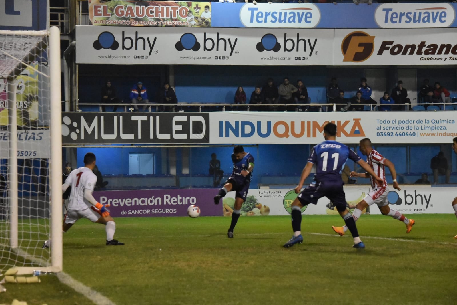 Bieler anota para Atlético de Rafaela en el duelo ante San Martín de Tucumán, por la fecha 22 de la Primera Nacional. (Prensa Atlético de Rafaela)