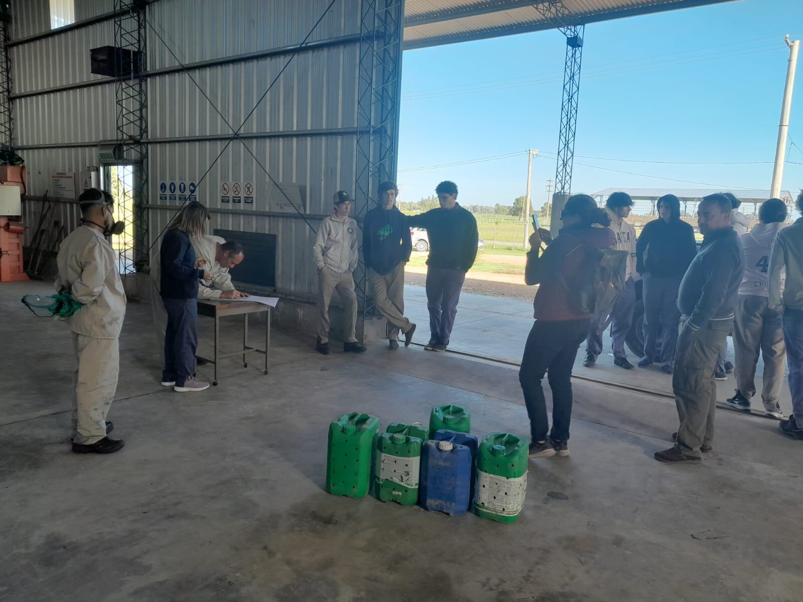 Estudiantes visitaron en Centro de Acopio Transitorio de Tres Arroyos