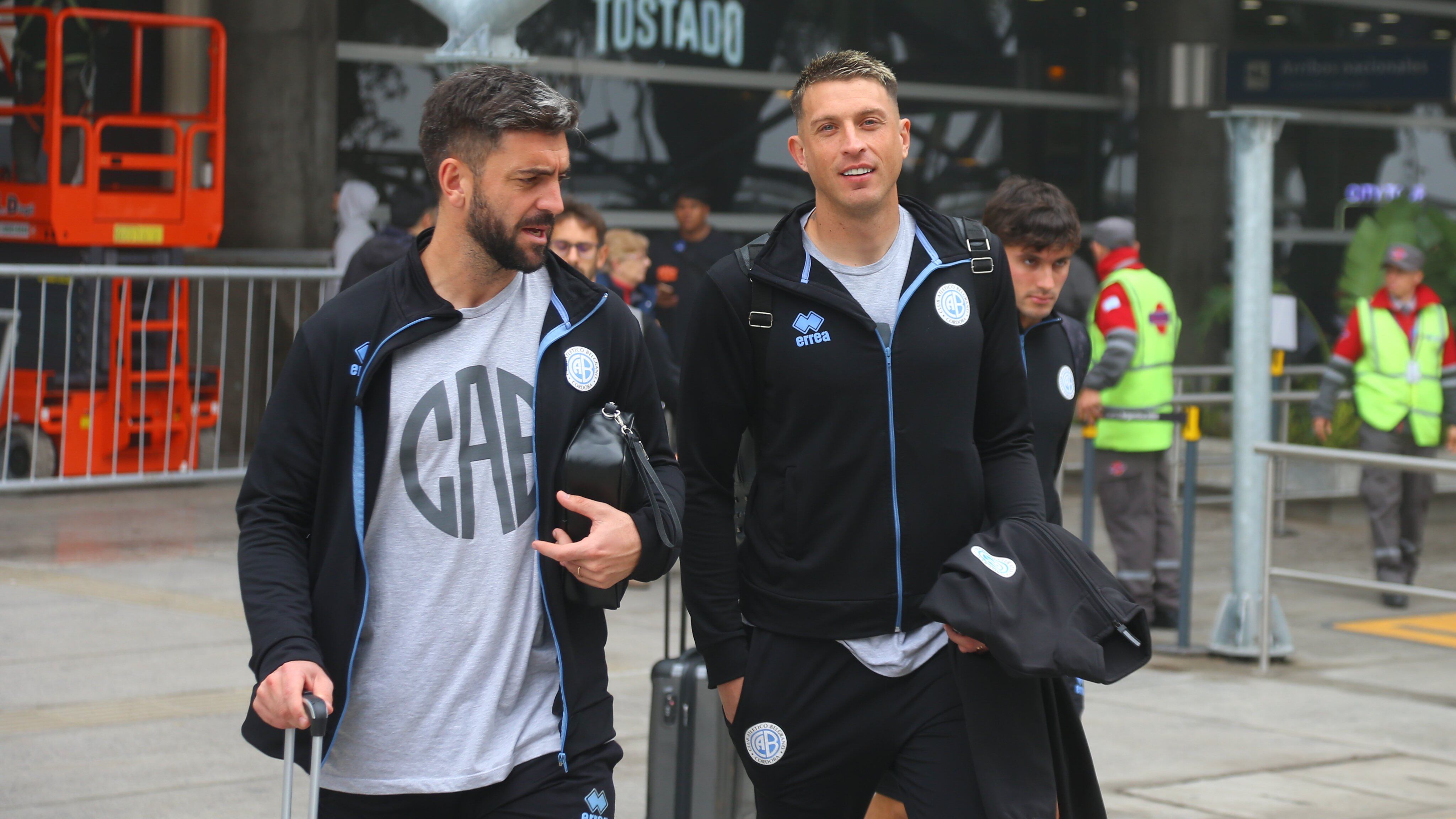 Alejandro Rébola y Nahuel Losada en la llegada a Buenos Aires para el último partido del semestre (Prensa Belgrano).