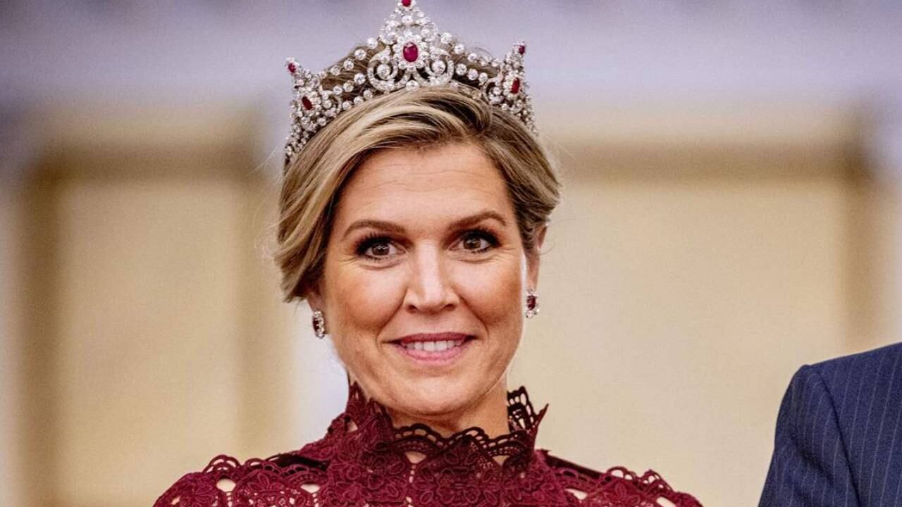 Elegante y canchero: el look sastrero de Máxima