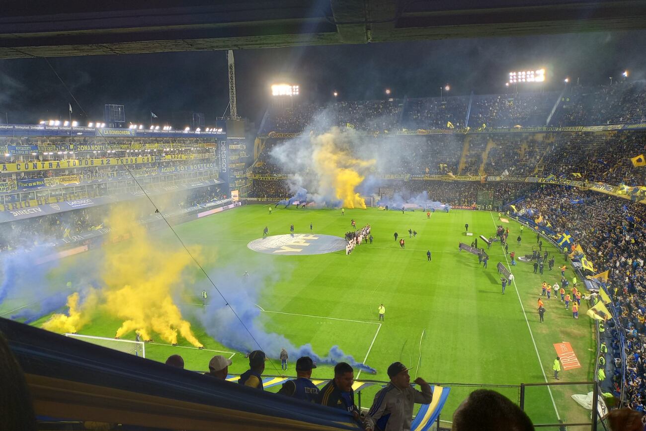 La Bombonera: el escenario de Boca vs. Lanús. Fuente: Twitter @cam_bocajuniors