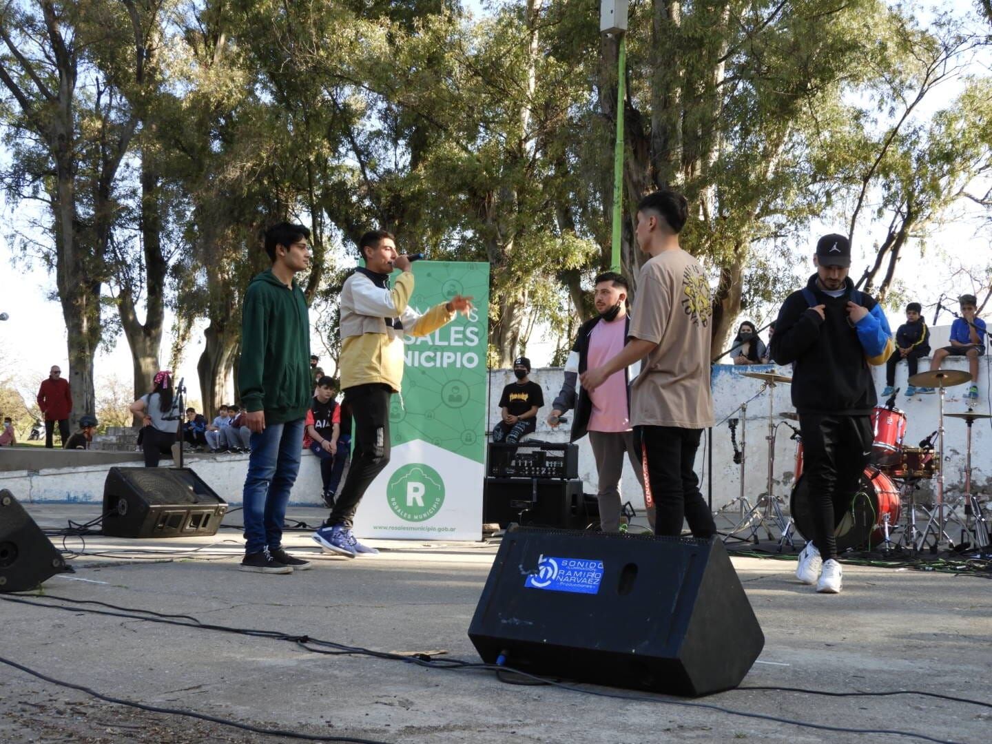 El renovado parque Sarmiento fue escenario de música urbana y competencias de Skate