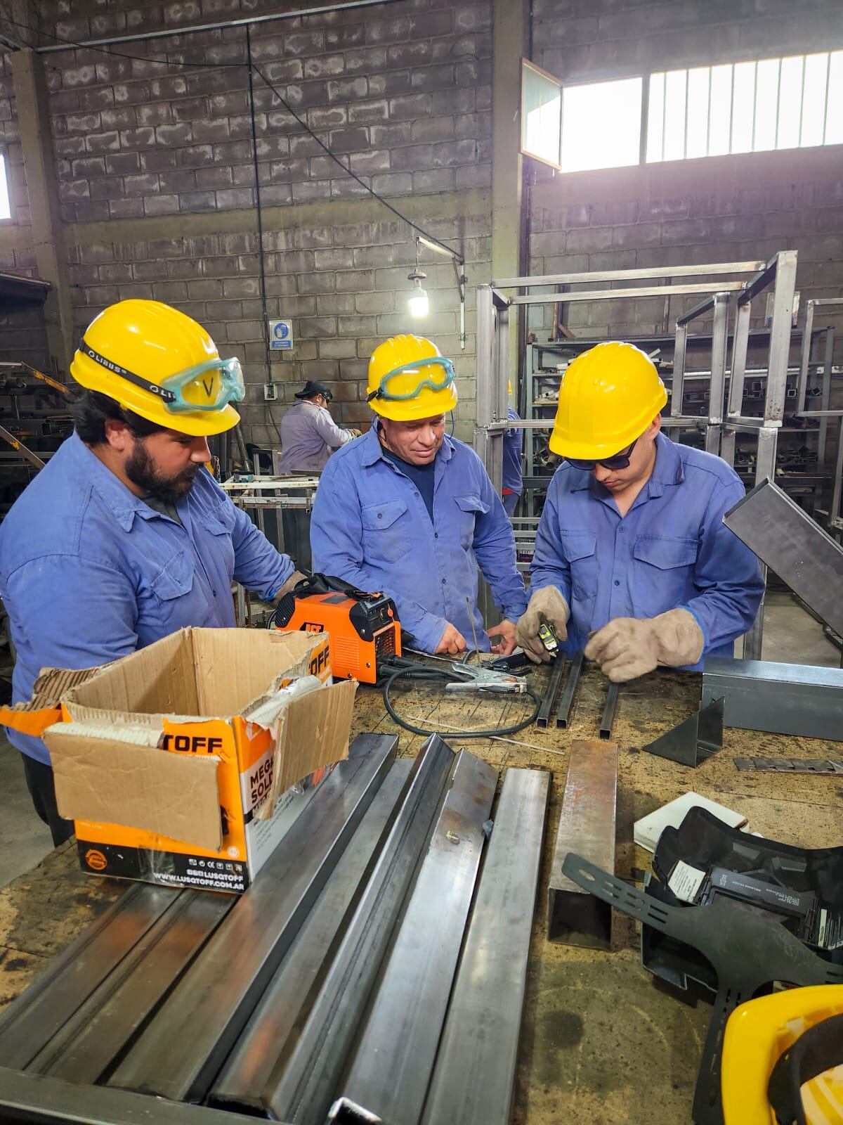 Formación en oficios: 50 nuevos soldadores certificados en Catamarca