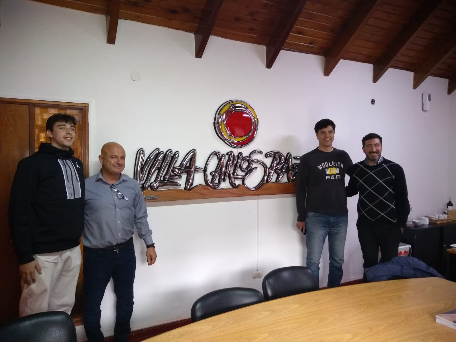 Villa Carlos Paz recibe a los organizaores del campus de Básquet.