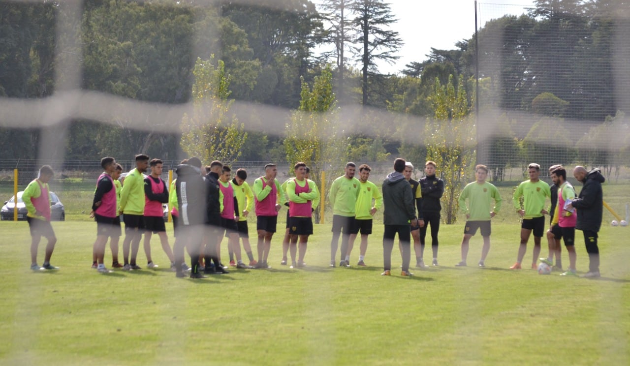 Santamarina de Tandil regresa a los entrenamientos tras las restricciones por el aumento de casos de coronavirus