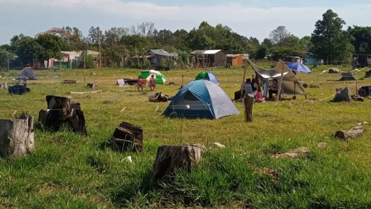 Toma de tierras: unas veinte familias se asentaron en un terreno en Garupá