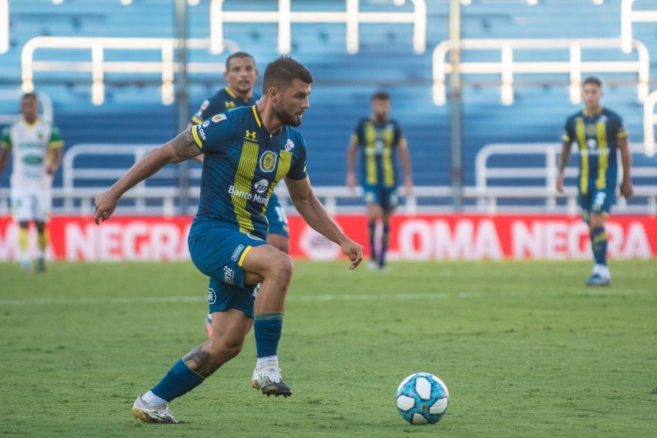 Ignacio Russo reemplazaría a Marco Ruben en caso de que el goleador de Rosario Central sea baja para el duelo con Estudiantes. (@RosarioCentral)