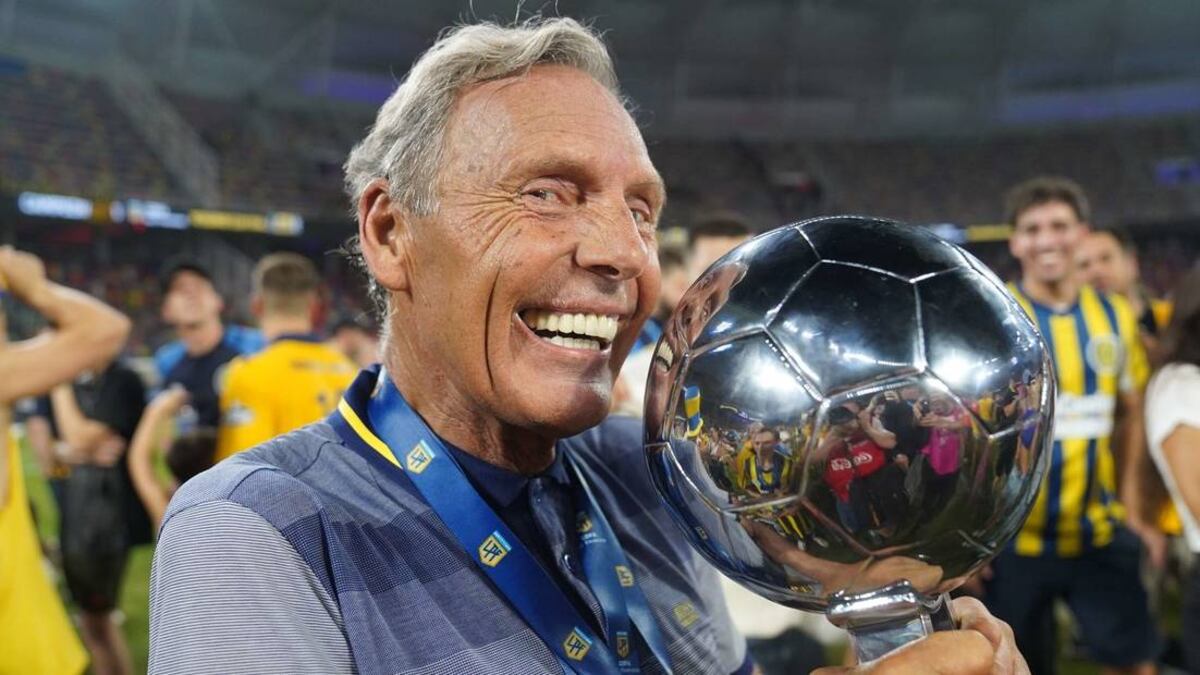 Miguel Ángel Russo gritó campeón con Rosario Central y habló de las elecciones en Boca