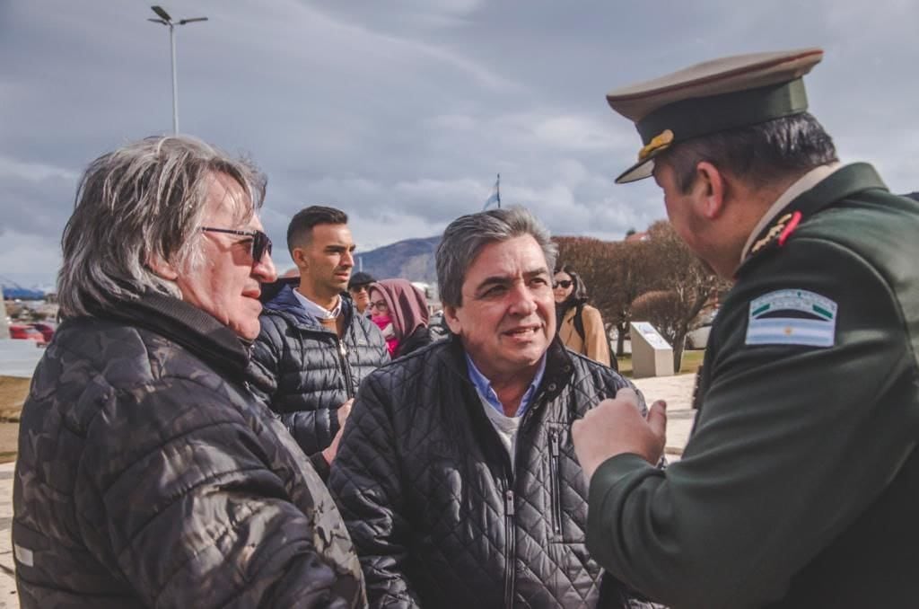 El Ministro de Cultura de la Nación homenajeó en Ushuaia a los Caídos en Malvinas