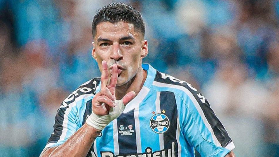 Suárez terminará este año en Gremio.