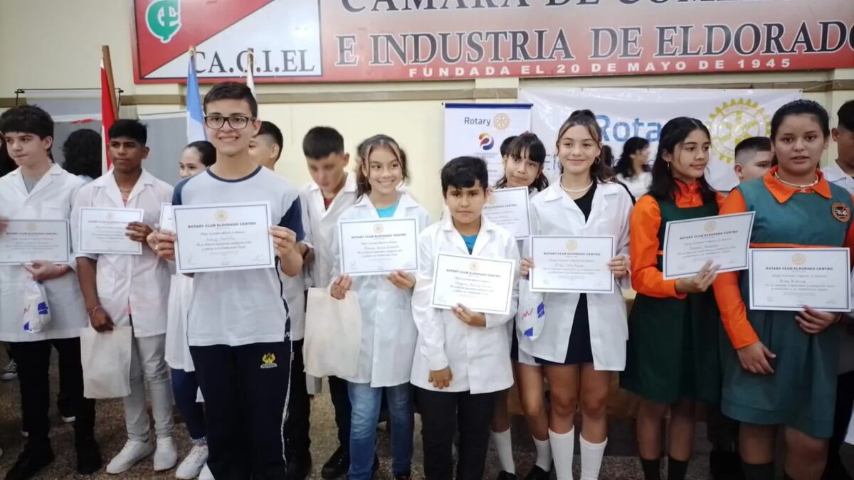 Eldorado: el Rotary Club reconoció al “Mejor Compañero” de cada escuela