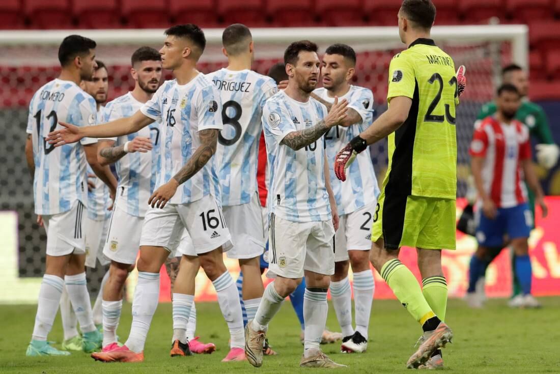 Argentina enfrentará a Ecuador en cuartos. (Foto: AP)