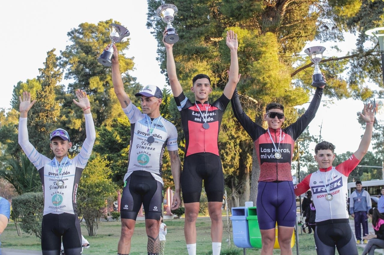 Matías Contreras, el joven de 19 años que se adueñó del Criterium en La Paz.