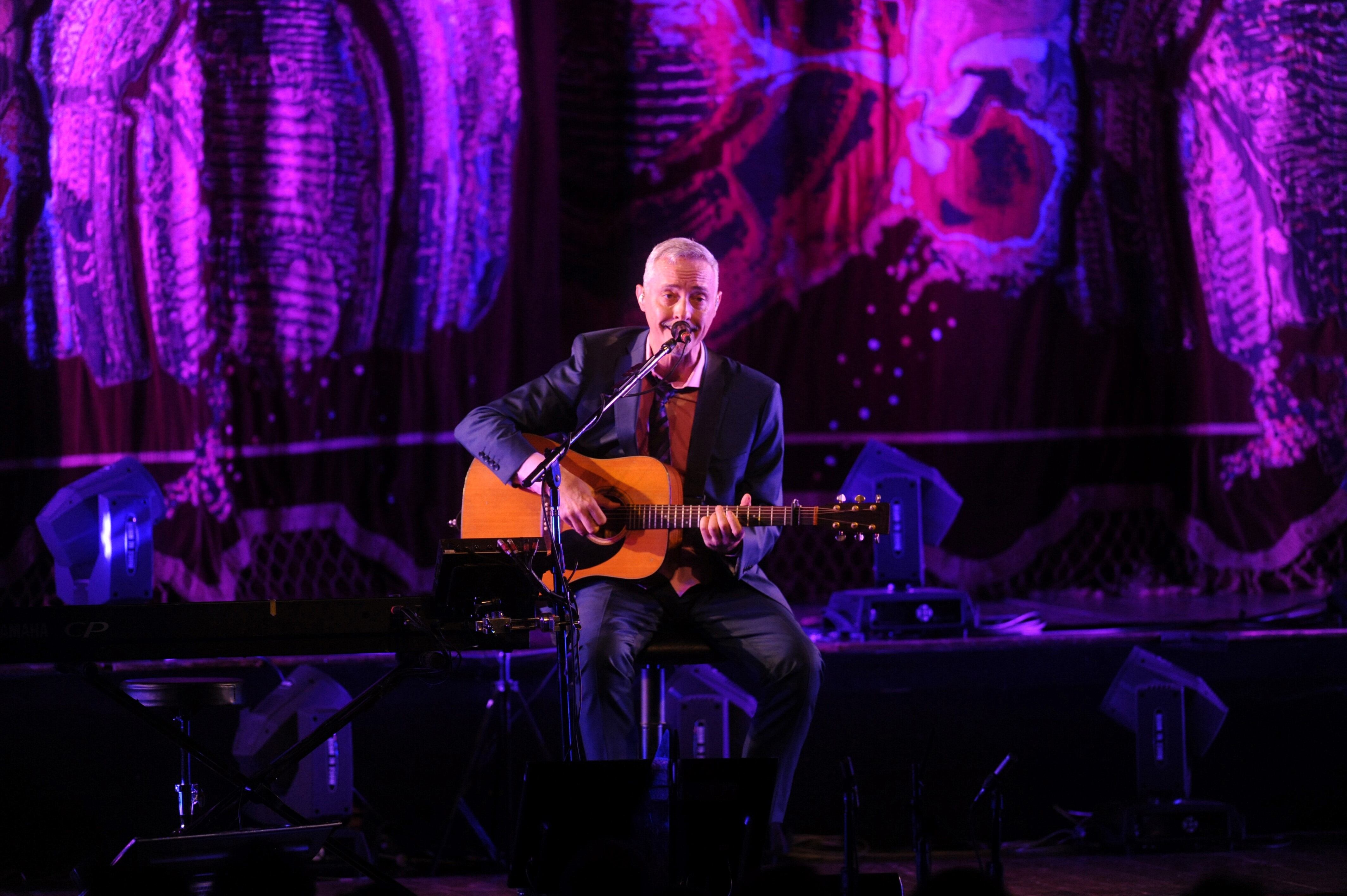 Pedro Aznar cantante