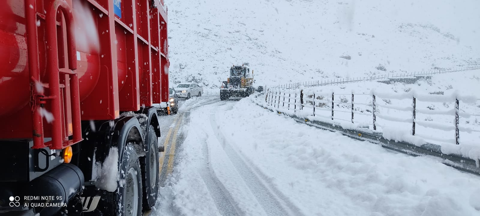 Gran cantidad de nieve acumulada en Alta Montaña. Evacuación de personas en Alta Montaña.