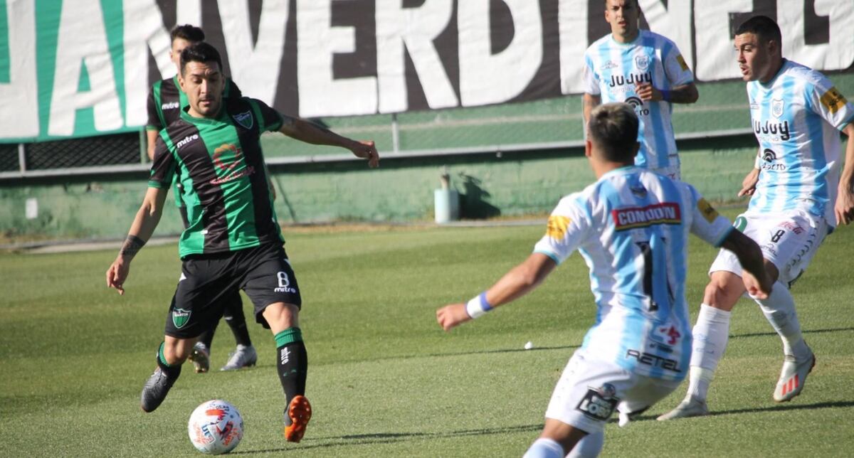 San Martín San Juan y Gimnasia de Jujuy igualaron 2-2