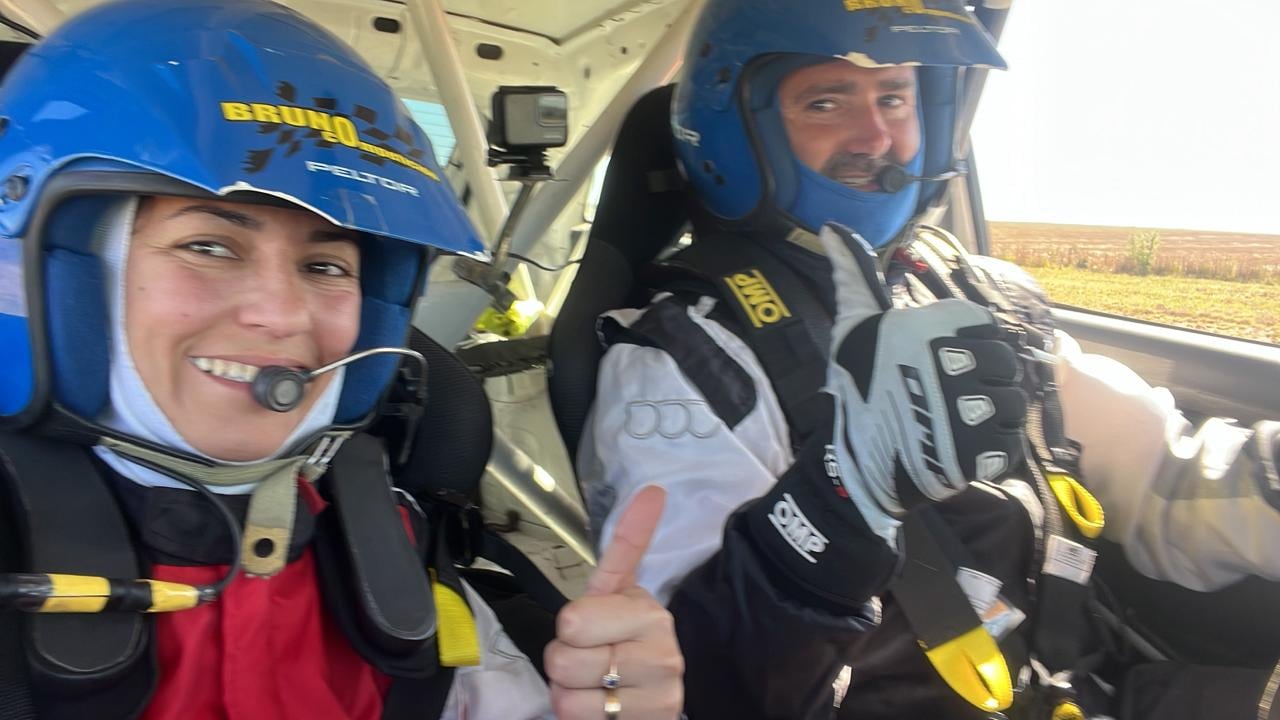 María José Moreno "Majo" primera mujer de Arroyito en el Rally de nuestra ciudad y Emiliano Kap su esposo