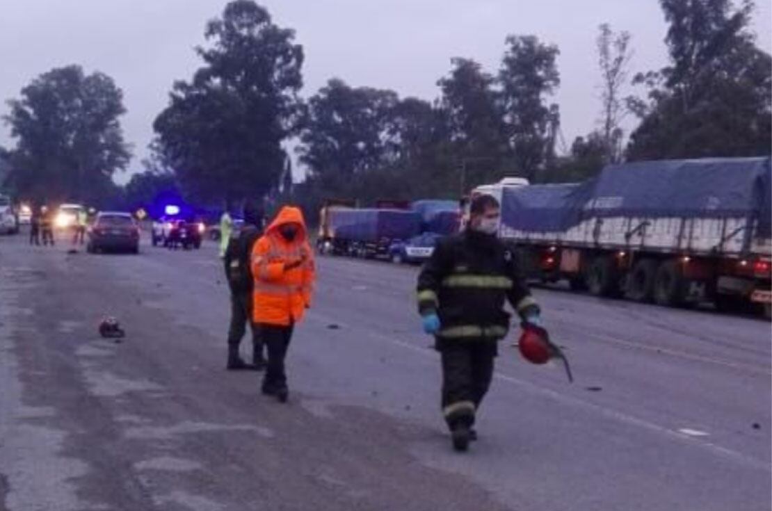 Las autoridades en el lugar. (Policía)