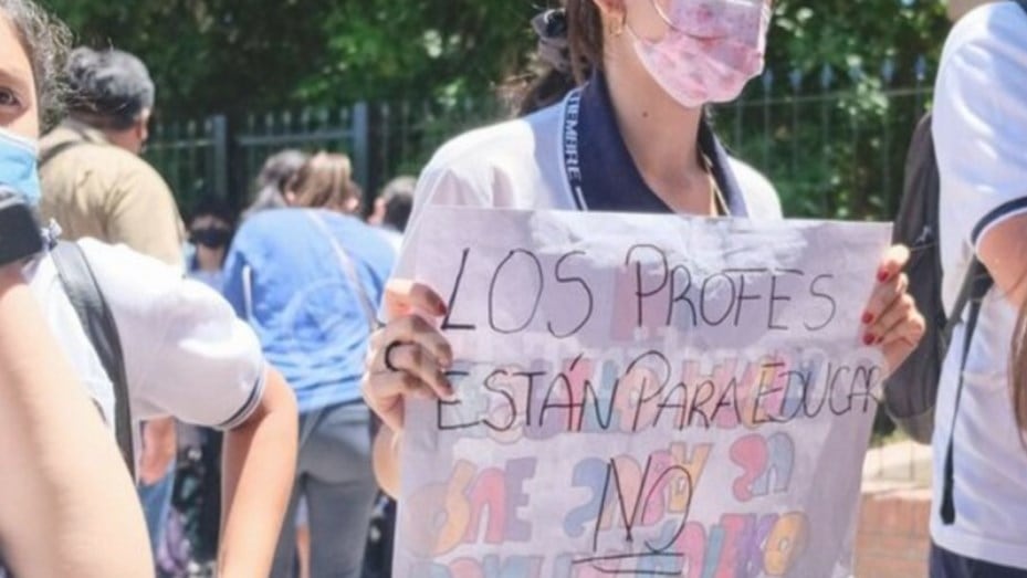 Denuncias por acoso sexual en una escuela de Salta.