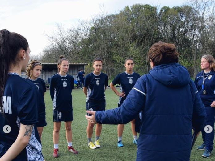 Gimnasia LP con mendocinas